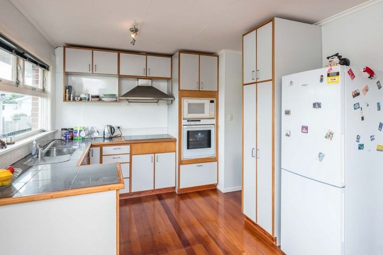 Photo of property in 3a Rimu Road, Raumati Beach, Paraparaumu, 5032