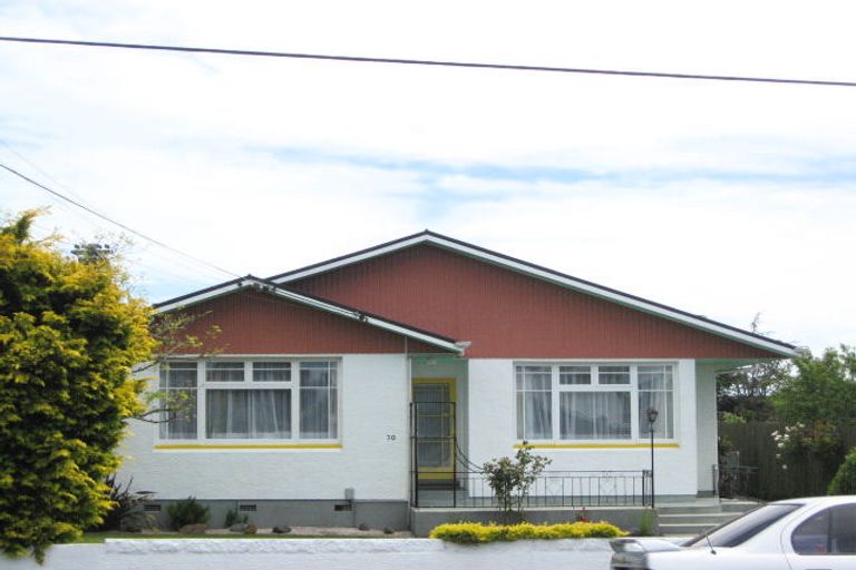 Photo of property in 70 Cuffs Road, Wainoni, Christchurch, 8061
