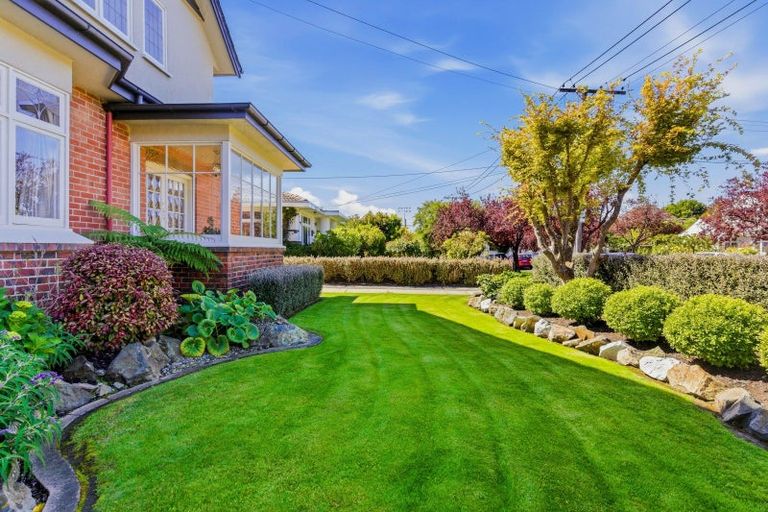 Photo of property in 17 Wycolla Avenue, Saint Clair, Dunedin, 9012