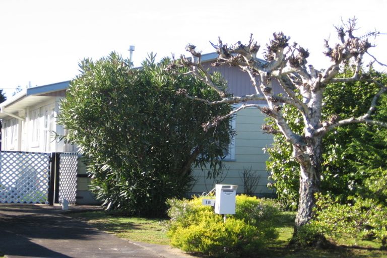 Photo of property in 18 Simon Place, Nawton, Hamilton, 3200