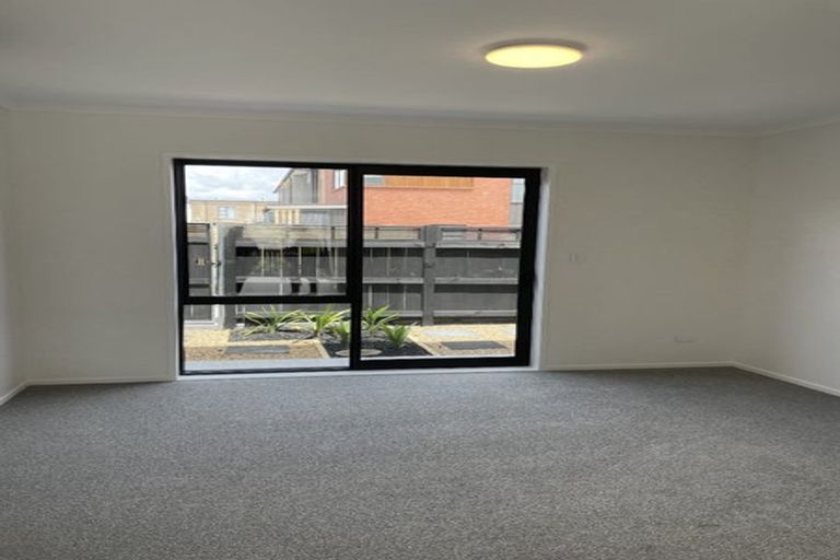 Photo of property in 74 Rahopuru Road, Westgate, Auckland, 0614