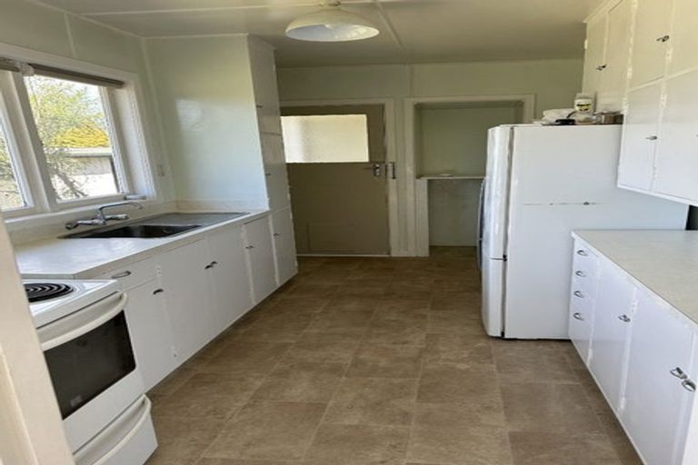 Photo of property in 7 Papawai Road, Greytown, 5712