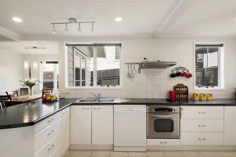 Photo of property in 9 Bailey Road, Mount Wellington, Auckland, 1060