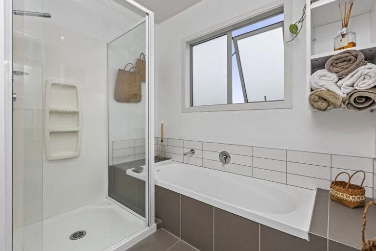 Photo of property in 6 Puka Place, Raglan, 3225