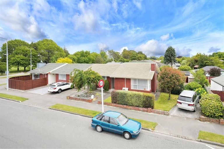 Photo of property in 182 Kendal Avenue, Burnside, Christchurch, 8053