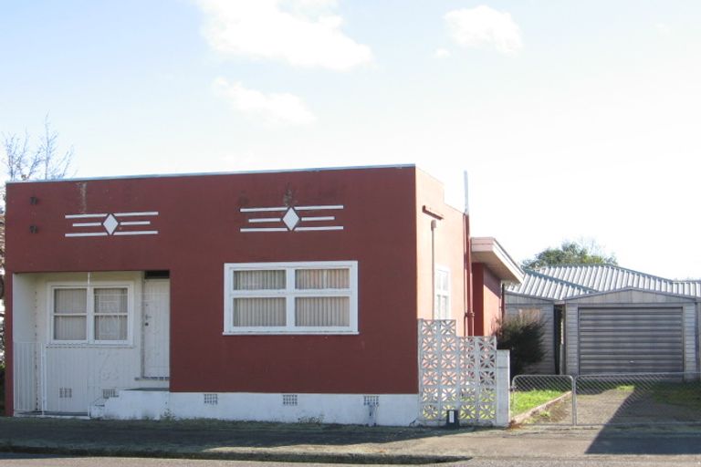 Photo of property in 645 Ferguson Street, Terrace End, Palmerston North, 4410