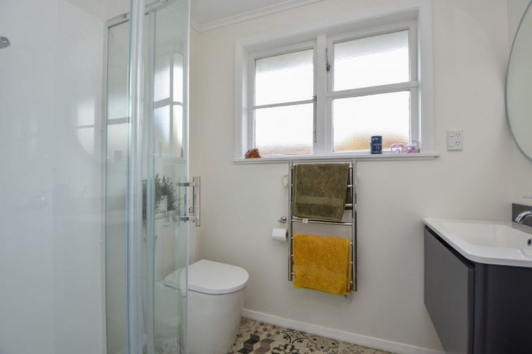 Photo of property in 255 High Street North, Carterton, 5713