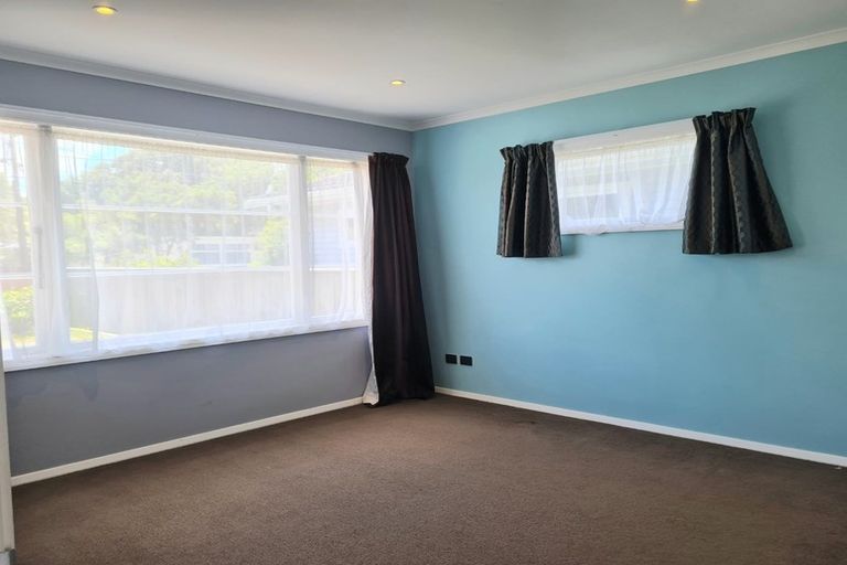 Photo of property in 11 Brown Street, Wallaceville, Upper Hutt, 5018