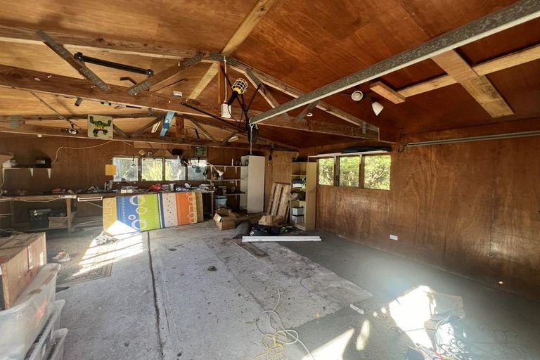 Photo of property in 79 Pacific Parade, Army Bay, Whangaparaoa, 0930