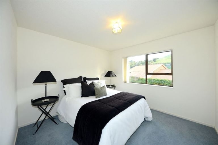 Photo of property in 8 Bayview Place, Cass Bay, Lyttelton, 8082