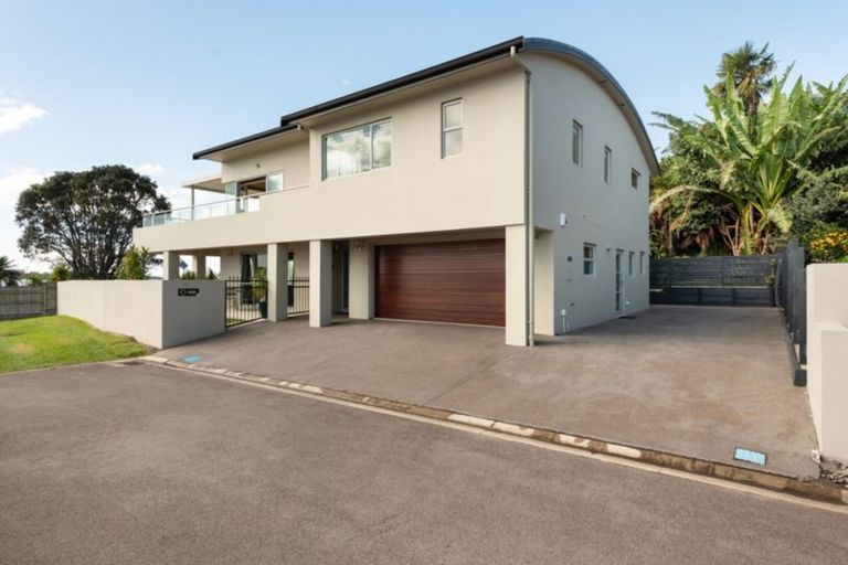 Photo of property in 10 Azores Way, Welcome Bay, Tauranga, 3112