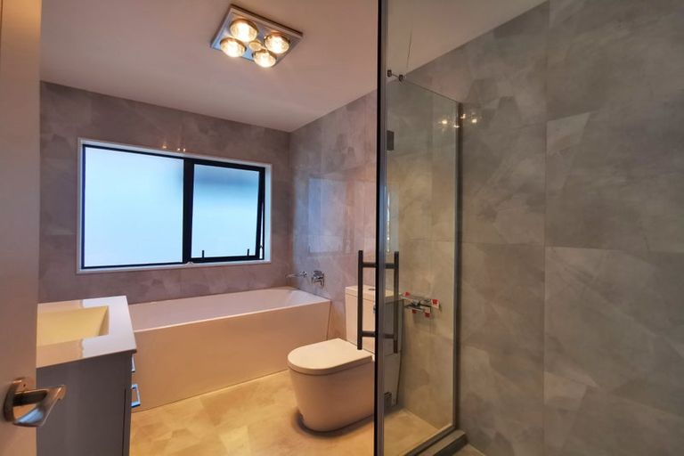 Photo of property in 31a Meadway, Sunnyhills, Auckland, 2010