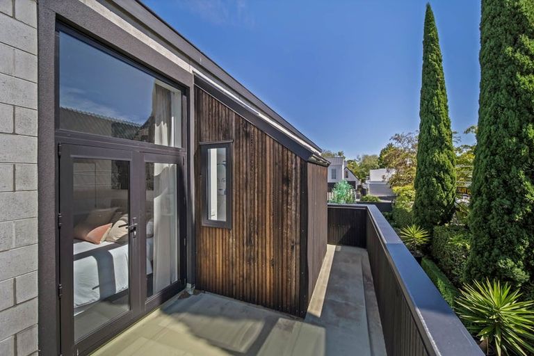 Photo of property in 10 Shrewsbury Street, Merivale, Christchurch, 8014