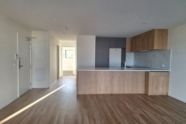 Photo of property in 202/5 Dishys Road, Flat Bush, Auckland, 2019