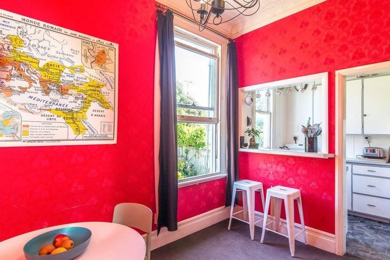 Photo of property in 15 Dee Street, Island Bay, Wellington, 6023