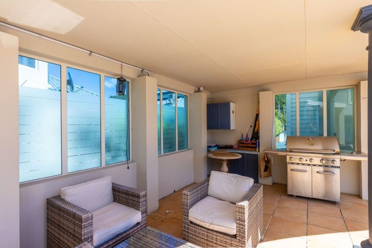 Photo of property in 29 Beach Road, Waikawa, Picton, 7220