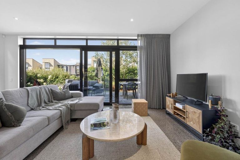 Photo of property in 20 Hastings Street, Hobsonville, Auckland, 0616