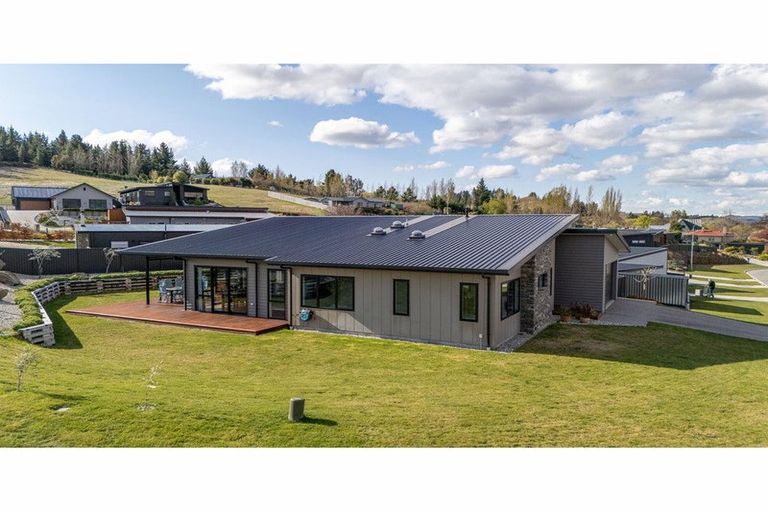 Photo of property in 10 Meyer Street, Alexandra, 9320