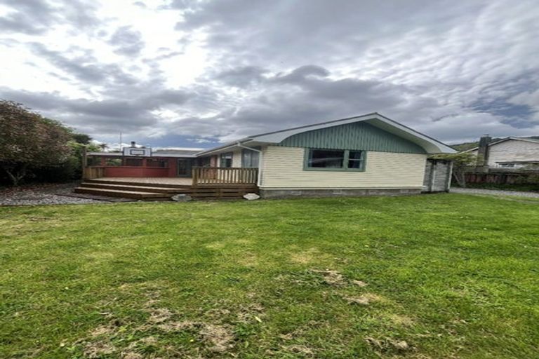 Photo of property in 30 Maclaren Street, Maymorn, Upper Hutt, 5018