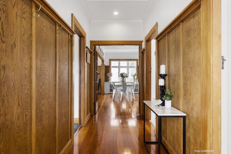 Photo of property in 118 Grafton Road, Roseneath, Wellington, 6011