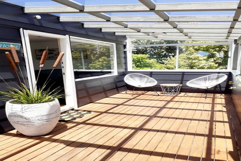 Photo of property in 241 Paku Drive, Tairua, 3508