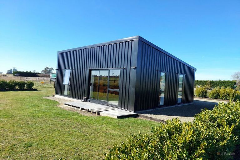 Photo of property in 8 Minnie Street, Waimate, 7980