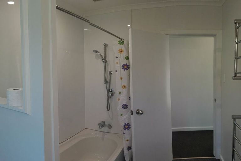 Photo of property in 12 Carlyle Street, Te Aroha, 3320