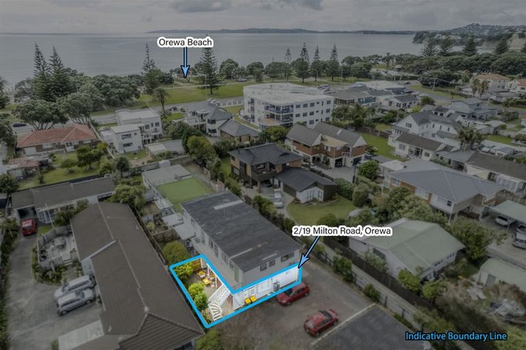 Photo of property in 2/19 Milton Road, Orewa, 0931
