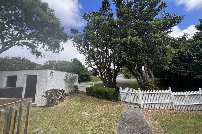 Photo of property in 49 Tarawera Road, Johnsonville, Wellington, 6037