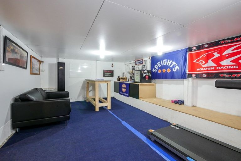 Photo of property in 229 Brockville Road, Brockville, Dunedin, 9011