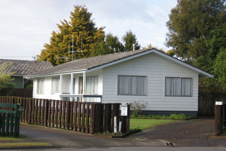 Photo of property in 9 Grove Place, Dinsdale, Hamilton, 3204