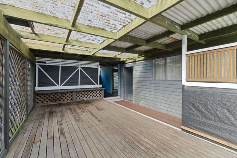 Photo of property in 20 Elizabeth Street, Moera, Lower Hutt, 5010