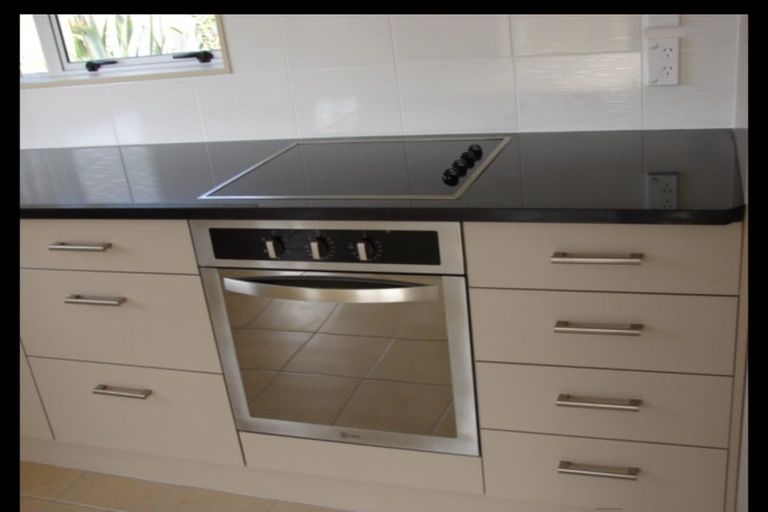 Photo of property in 3a Gretel Place, Hillcrest, Auckland, 0627