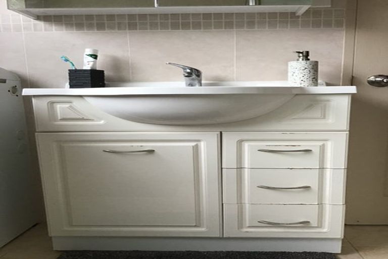 Photo of property in 3a Gretel Place, Hillcrest, Auckland, 0627