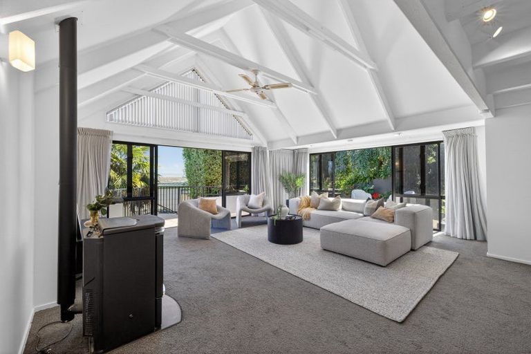 Photo of property in 25 Lookaway Place, Huntsbury, Christchurch, 8022