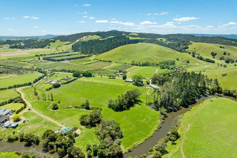 Photo of property in 228 Flyger Road, Mata, Whangarei, 0171