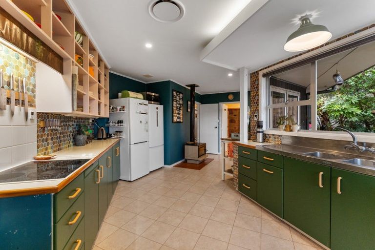 Photo of property in 26 Gurney Road, Kelson, Lower Hutt, 5010