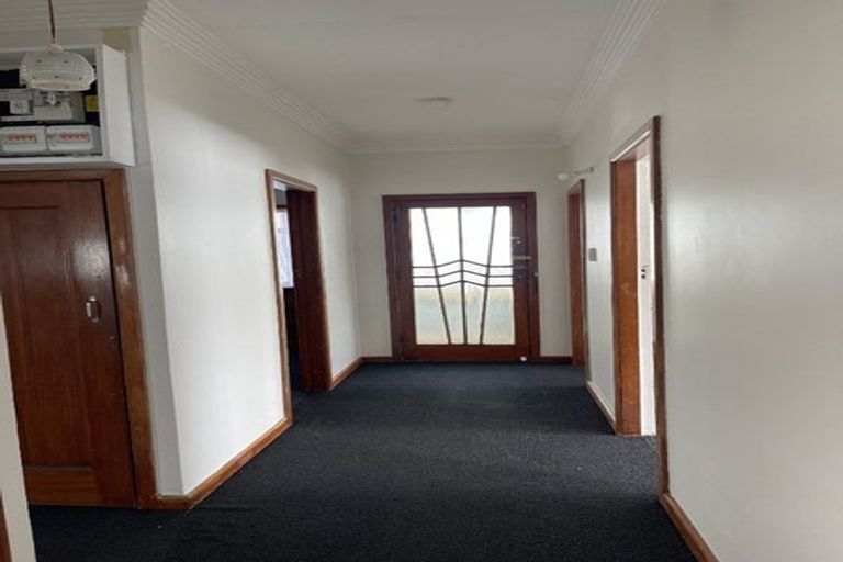 Photo of property in 50 Bristol Square, Hutt Central, Lower Hutt, 5010