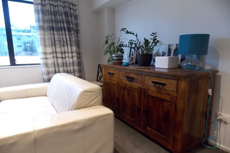 Photo of property in 83l Hill Street, Thorndon, Wellington, 6011