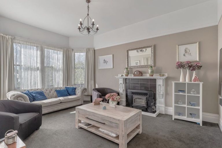 Photo of property in 39 Mako Mako Road, Levin, 5510