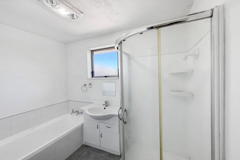 Photo of property in 2/59 Gardiners Road, Bishopdale, Christchurch, 8051