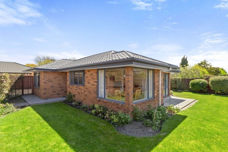 Photo of property in 43 Richards Avenue, Papanui, Christchurch, 8053