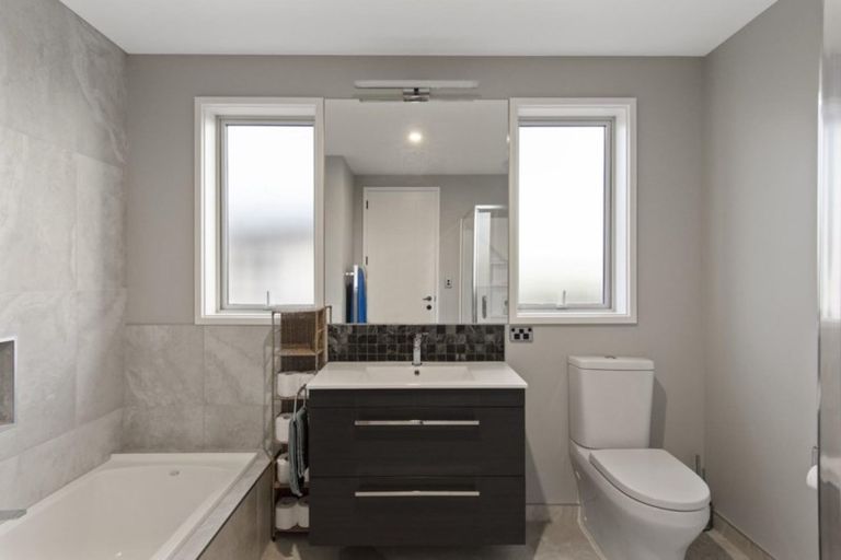 Photo of property in 87 Penetaka Heights, Pyes Pa, Tauranga, 3112