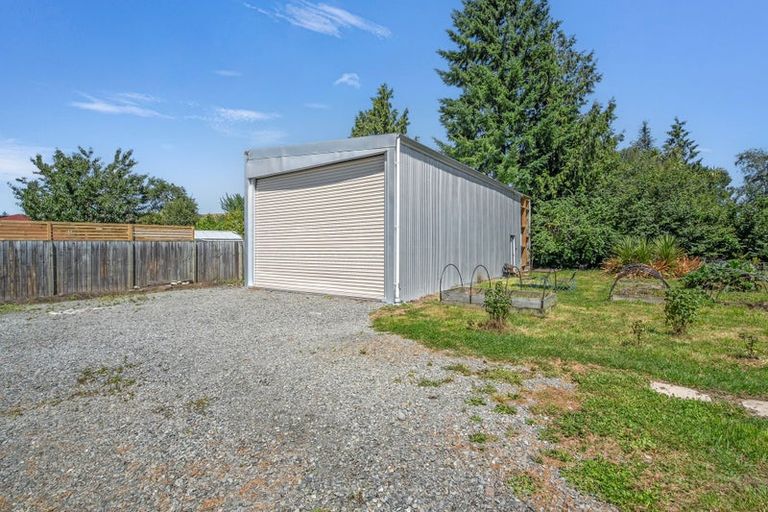 Photo of property in 3 Cross Street, Coalgate, 7673