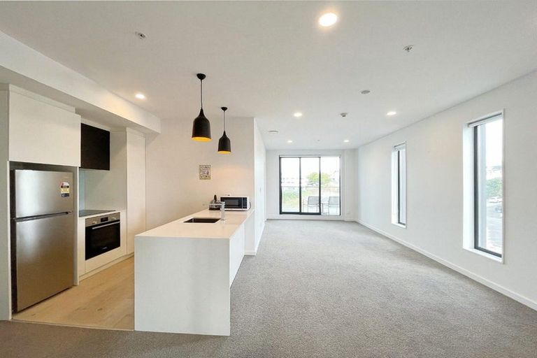 Photo of property in 414/19 Rawene Road, Birkenhead, Auckland, 0626