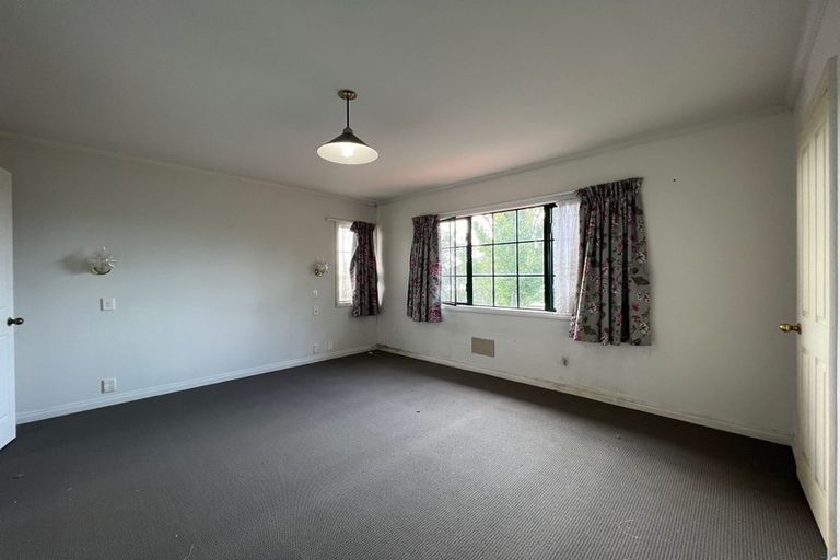 Photo of property in 2/41 Simmental Crescent, Somerville, Auckland, 2014
