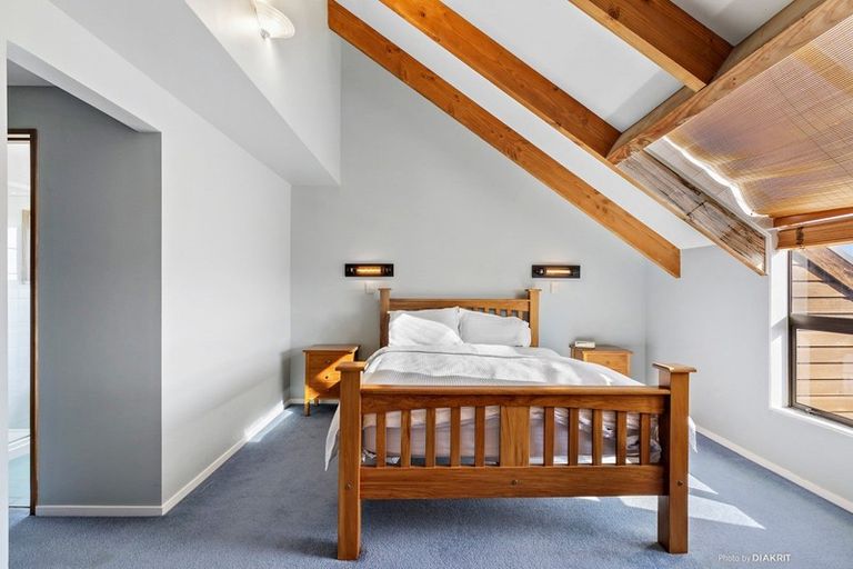 Photo of property in 11 Baxter Way, Karori, Wellington, 6012