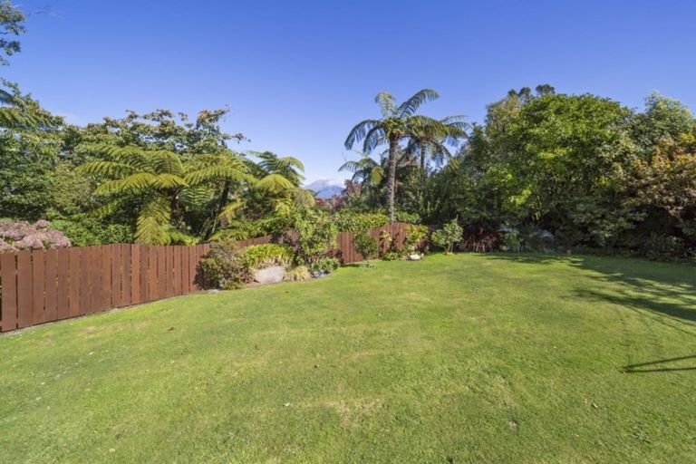 Photo of property in 60 Konini Street, Inglewood, 4330