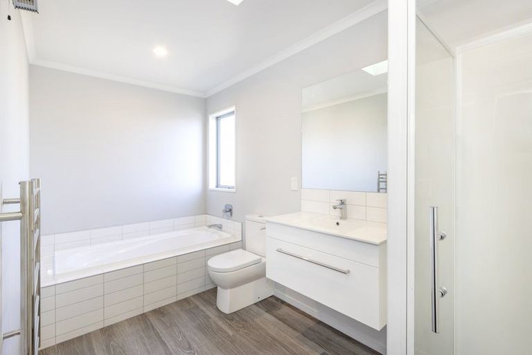 Photo of property in 52 Tippet Crescent, Wigram, Christchurch, 8025