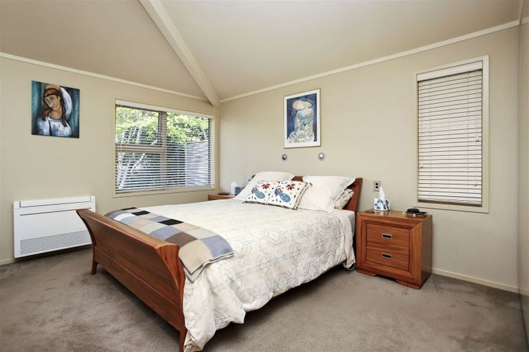 Photo of property in 32 North Road, Clevedon, Papakura, 2582